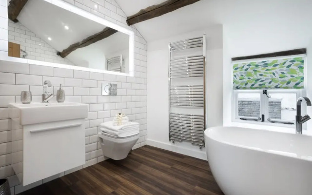 Wharton House Mews Retreat for two