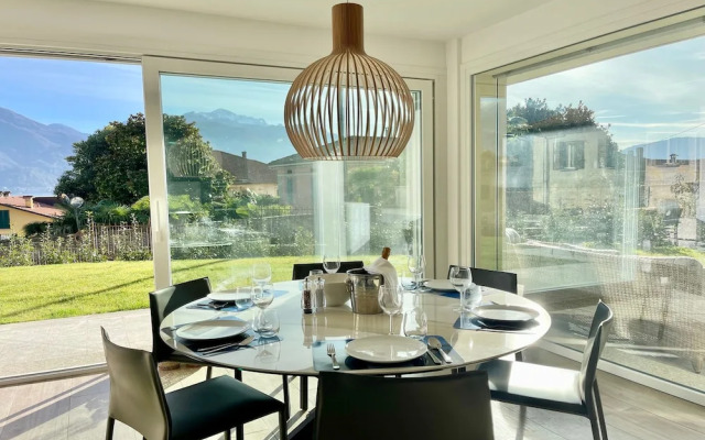 Modern House Apartment 1