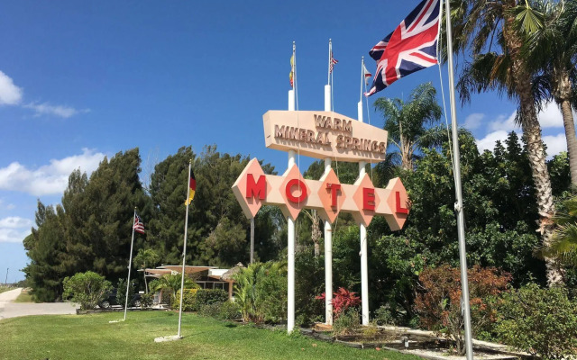 Warm Mineral Springs Motel