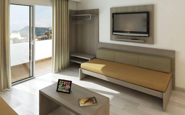 Cabot Tres Torres Apartamentos