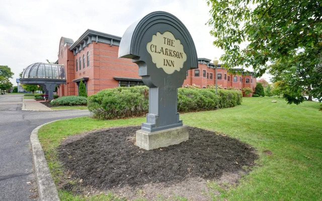Best Western Potsdam University Park Inn