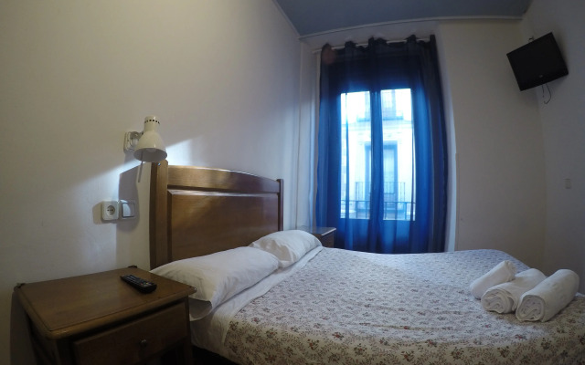 Hostal MYD Los Perales