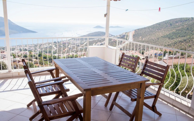 Villa Asteria by Akdenizvillam