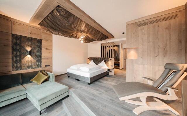Kronhotel Leitgam luxury hotel for two