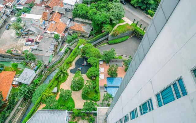 Spacious and Cozy 2BR Apartment Essence Dharmawangsa