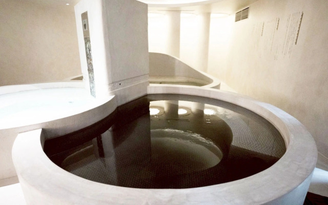 Sugoi Sauna & Stay Azabujuban Ekimae - Caters to Men