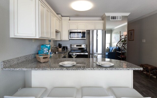 Seascape 2108 1 Bedroom Condo by RedAwning