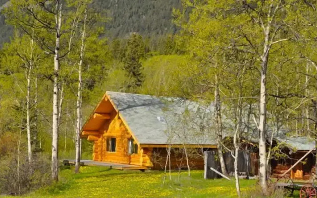 Chilko Lake Lodge