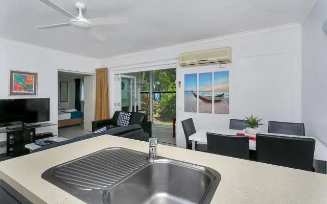 Agincourt Beachfront Apartments