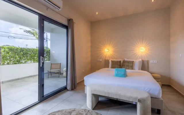 Chic 3BR Apartment Mambo Beach Area Stay