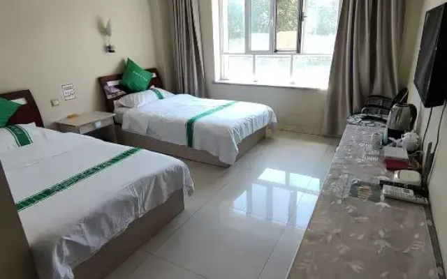 Nalati Puzhou Hotel