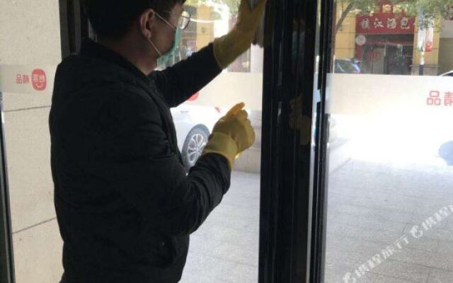 怡莱精品酒店(南昌大学店)