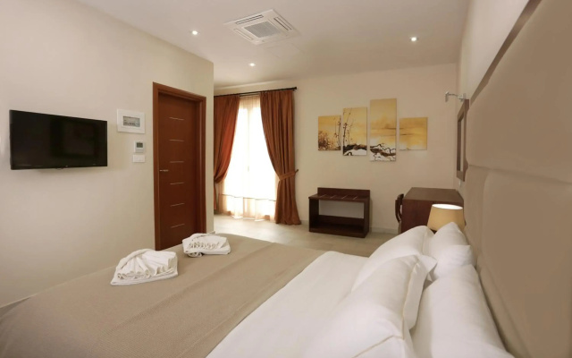 Aktaion Hotel