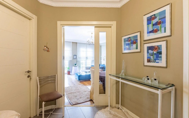 Lovely and Central Flat Near Nisantasi in Sisli