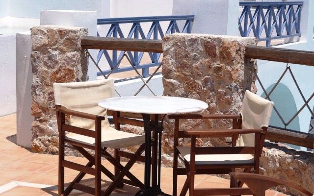Meltemi Suites