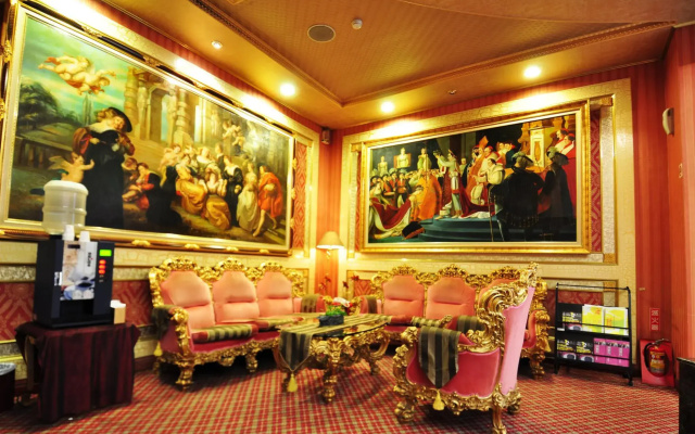 The We Hotel