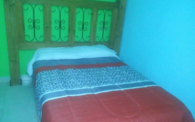 Hostal La Rivera Inn