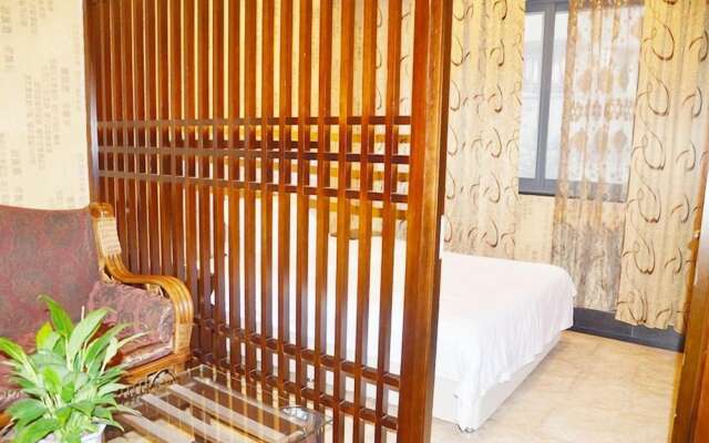 Qingju Chengdu Sports Center Branch