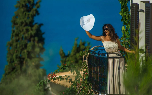 Glaros Royal Beach Hotel
