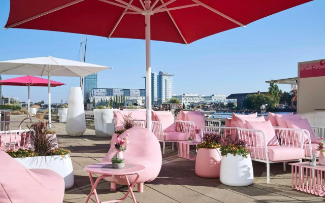 Отель nhow Berlin