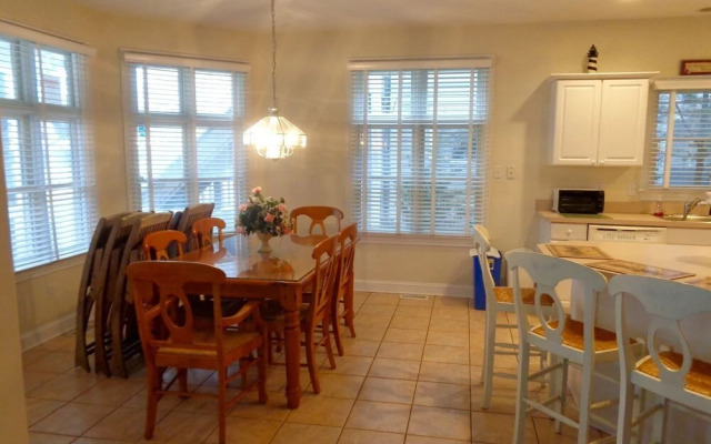 Oc816 St. Charles Place-1