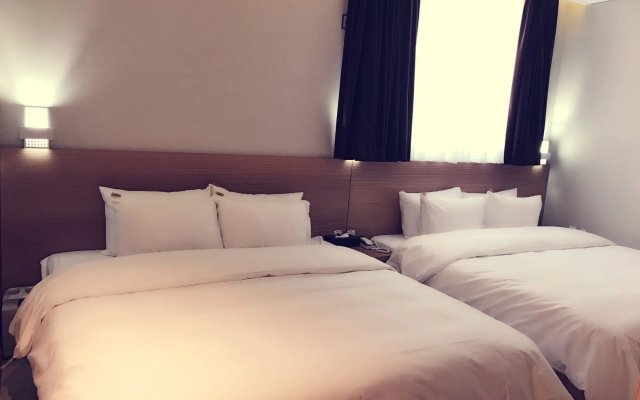 Benikea Yangsan Hotel