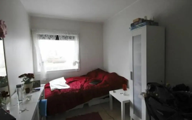 StayPlus Four-Bedroom Holiday House