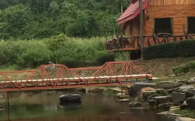 Baan Phukaotoknam Resort