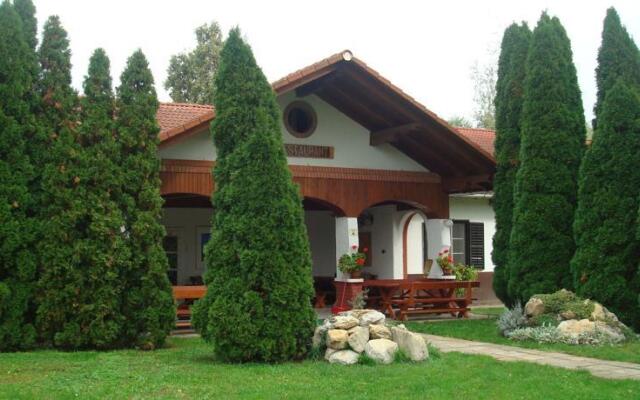 Ökotúra Vendégház és Kemping