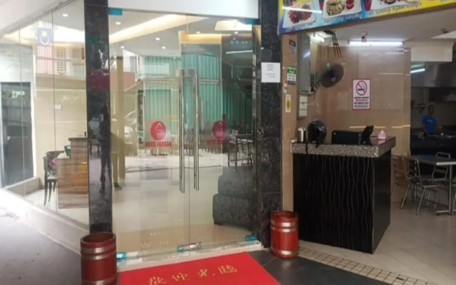 Capital O 91016 HOTEL POLLODIUM TRX