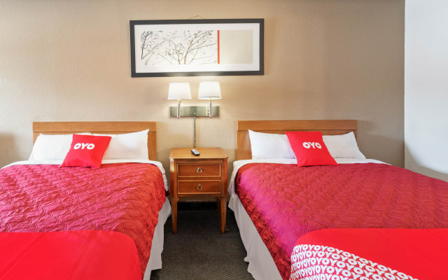 OYO Hotel Junction TX I-10