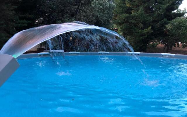 Ένας χώρος δροσιάς και απόλαυσης .