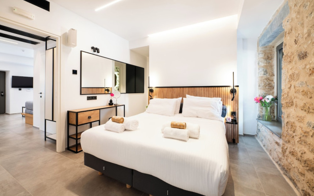 Cardamilia Suites