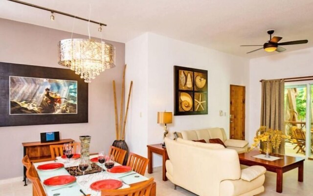 Las Olas family Townhome Apartments