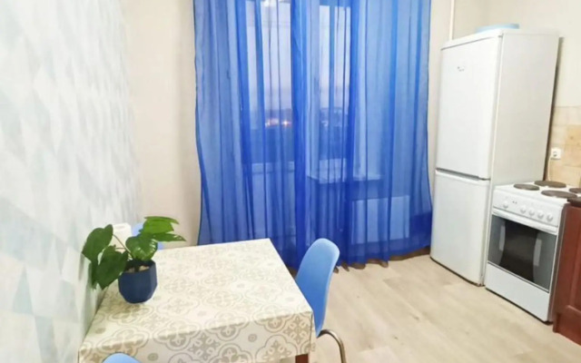 Апартаменты на проспекте Защитников Москвы, 7 к2