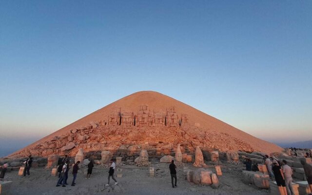 Sunrise Güneş Motel
