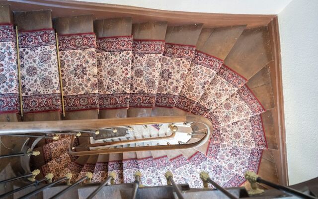 Le Chateau De La Tourlandry