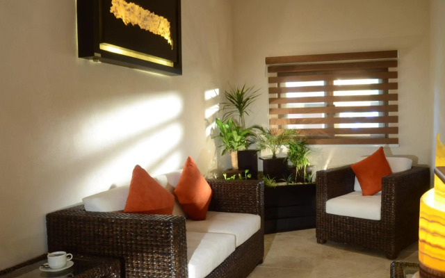 Hacienda Jurica by Brisas