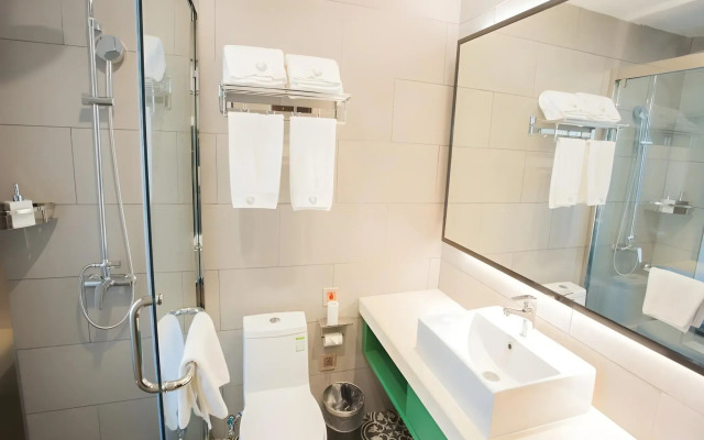 Gme Anqing City Qianshan County Fortune Plaza Hote