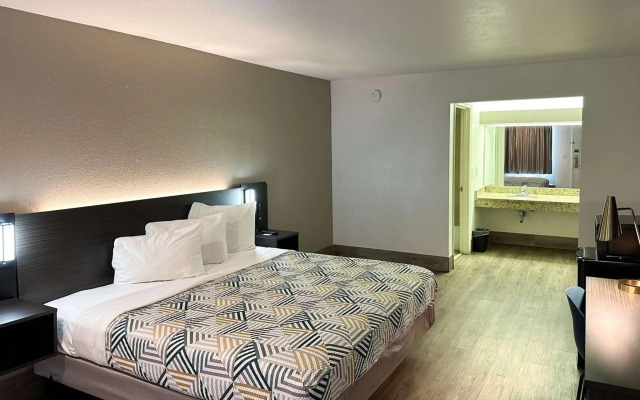 Motel 6 Pooler, GA - Savannah Airport
