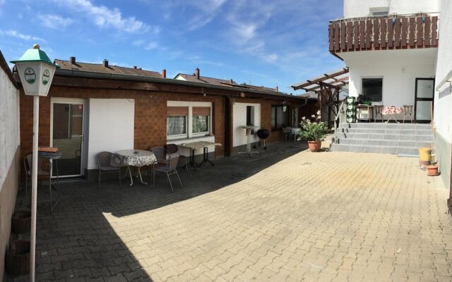 Pension Mainzer Rad