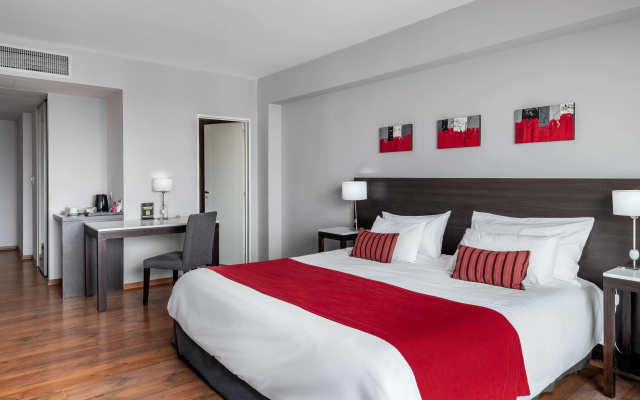 Dazzler by Wyndham Puerto Madryn