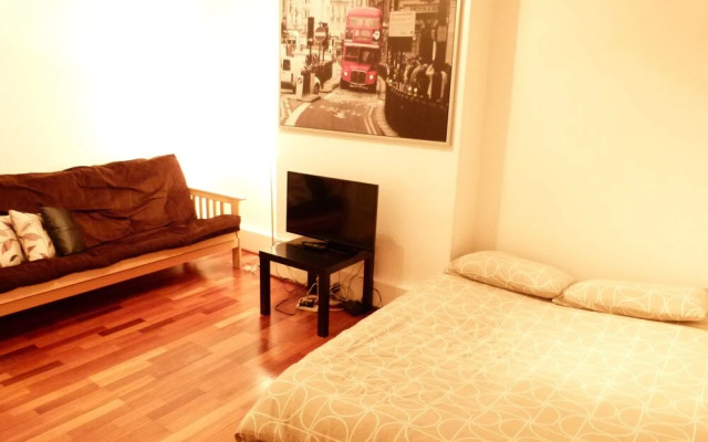 SS Property Hub – Covent Garden Apartment