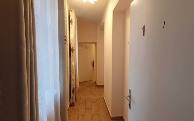 Affordable 2BR Stay 15 Min Enkplatz
