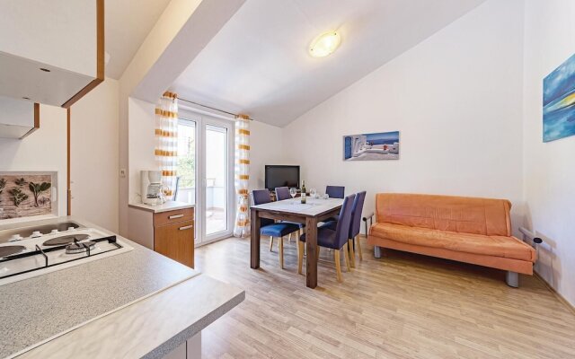 Beautiful Home in Pula With Wifi and 2 Bedrooms