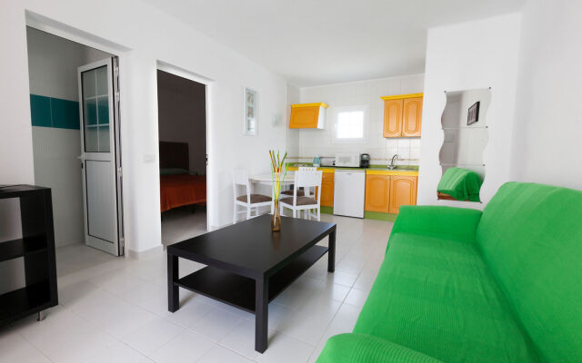 Apartamentos Corona Mar