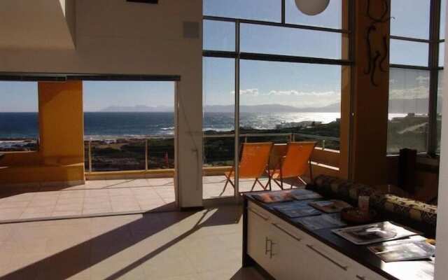 Crayfish Lodge Sea & Country Guest House