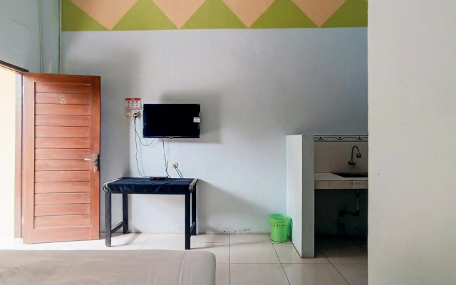 OYO 2450 Hening Homestay Near Pantai Tanjung Bias