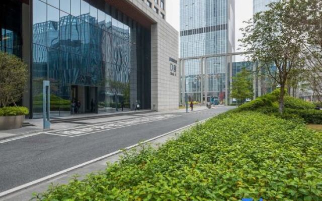 Silin Apartment (Guangzhou Pazhou Poly Exhibition Center)