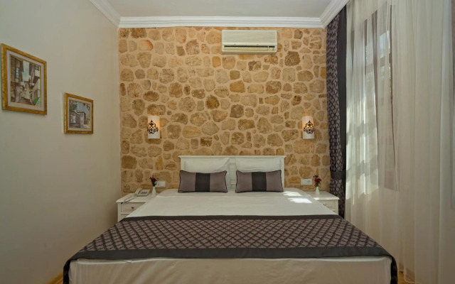 Baia Lara Hotel